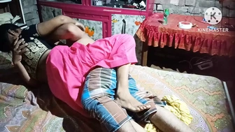 Real aunty Desi aunty local aunty humongous rear-end aunty large boobies monstrous butt giant local sex Kolkata sex indian