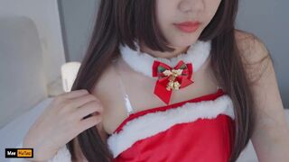 Merry Christmas! Let me be your Christmas present~