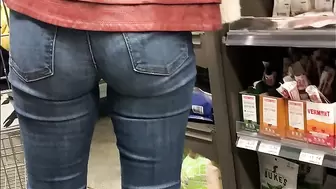 Spectacular! Korean Candid Jeans Ass