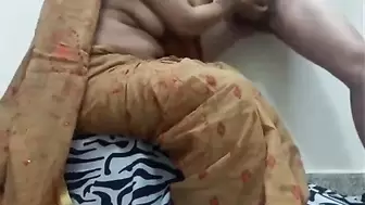 Bhabhi shaving massaging Dick