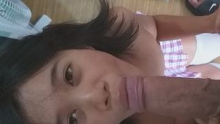 Filipina amateur Nicole Cruz sucks a big white dick