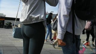 BootyCruise: Japan Center Cam 4 One Hot Ass Nerd