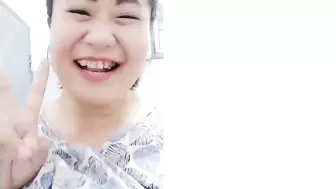 ASIAN MATURE SHOW HER PUSSY IN FRONT OF CAMERA