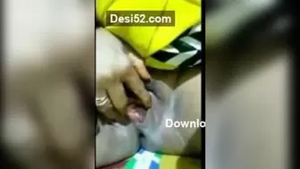 ALLURING BHABHI SHOEING TWAT AND MONSTROUS TITTIES ON ONLINE CAMERA