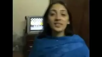 Desi lady slutty talking hindi audio
