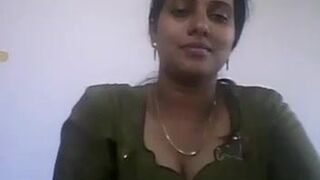 Tamil massive boob aunty showing to neighbour hubby