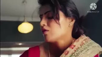 Sweet n horny red sareed women