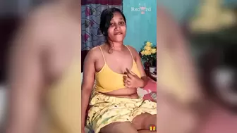 Desi huge breasts bengali lady show all